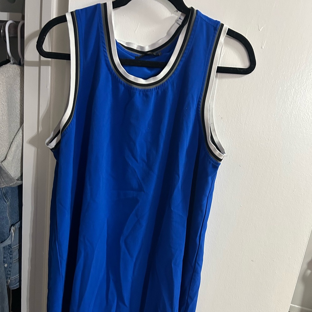 Blue Sleeveless Athletic Tank Top